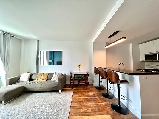 Rented by Compass | media 3