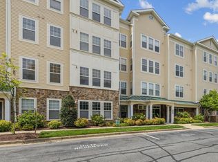300 High Gables Dr APT 303, Gaithersburg, MD 20878
