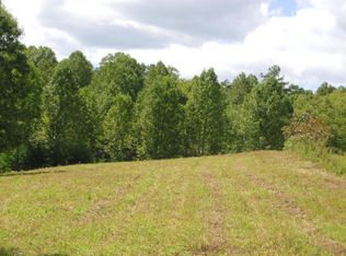 114 Crockett Cemetery Rd, Jamestown, TN 38556