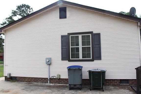 3rd image of 1428 Rock Creek Dr