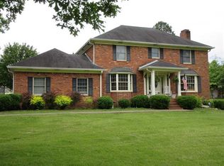 425 Northwood Dr, Savannah, TN 38372