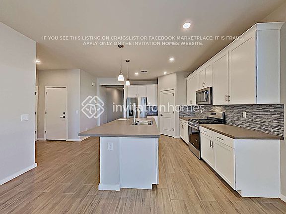 5th image of 18619 W Golden Ln