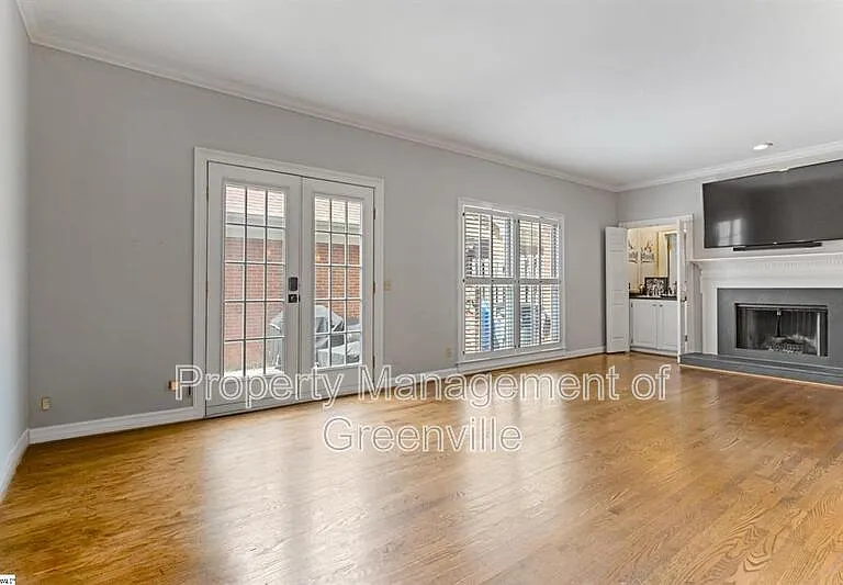 110 Kilkenney Ct — Photo 21
