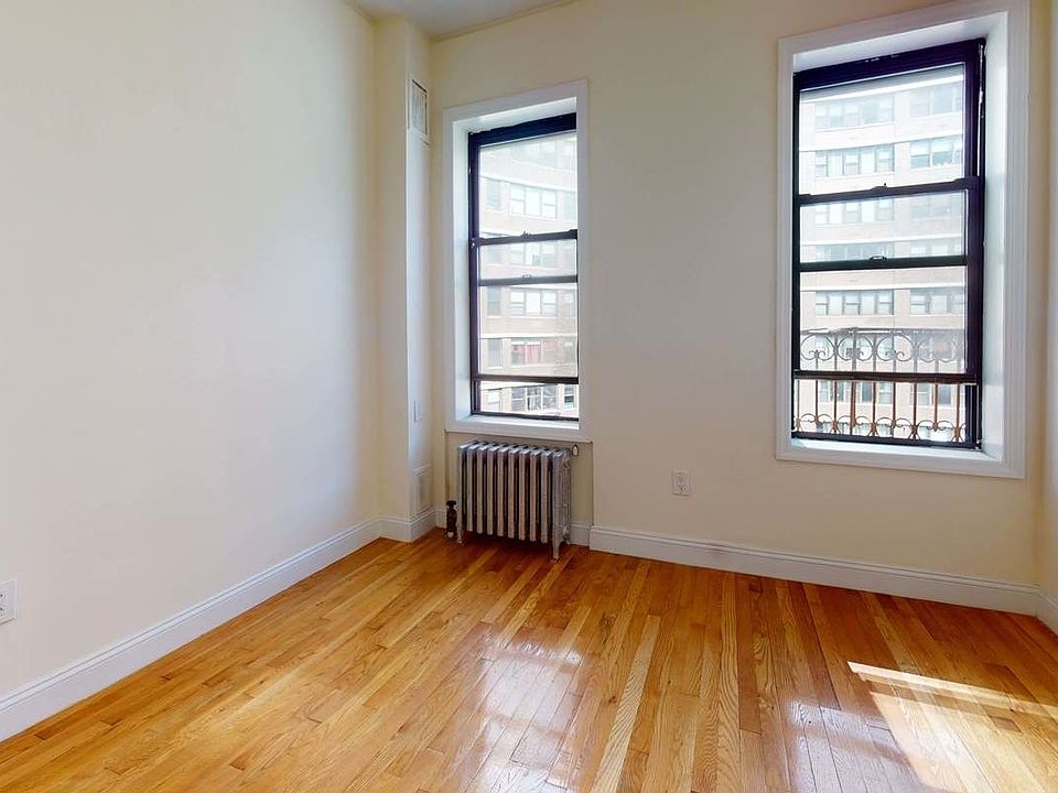 1st image of 228 E 36th St #5A1