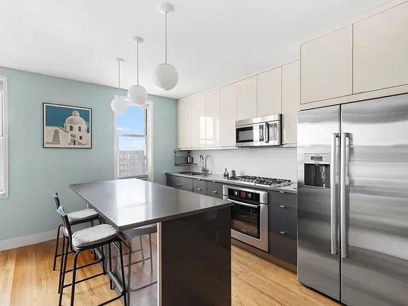 243 McDonald Ave APT 6T, Brooklyn, NY 11218