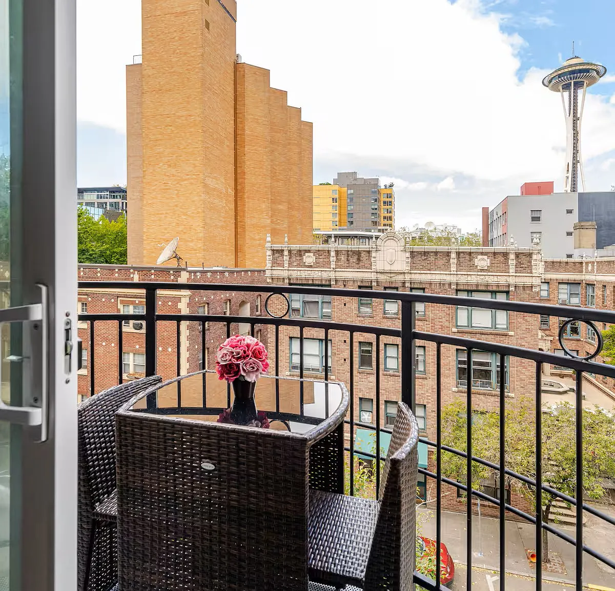 1 bed, 500 sqft, $2,800 — Photo 2