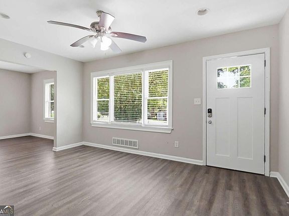 4th image of 2164 Rockhaven Cir