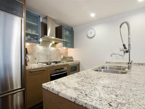 1111 Alberni St #270X, Vancouver, BC V6E 4V2