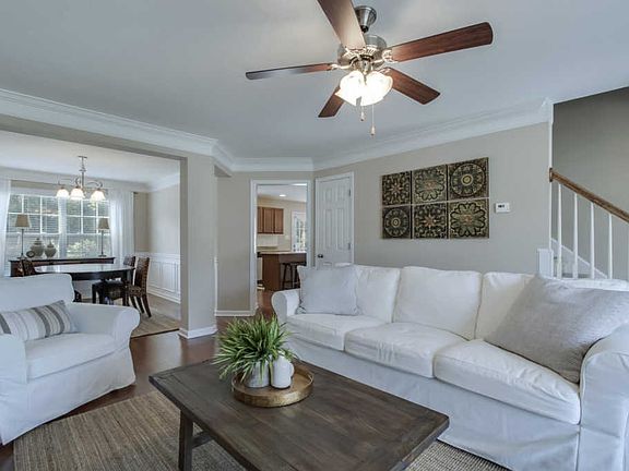 4th image of 8547 Golden Cloud Ln