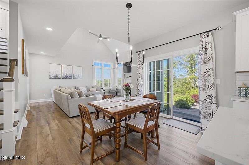 5th image of 28 Park Ridge Drive