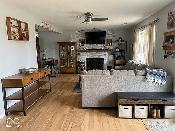 3rd image of 1760 S Garrison Chapel Rd