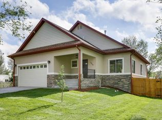 1860 Dover St, Lakewood, CO 80215