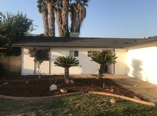 526 W Saratoga Ave, Tulare, CA 93274