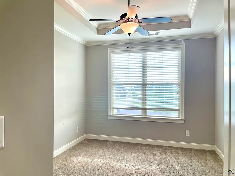 104 Kloe Ct — Photo 28