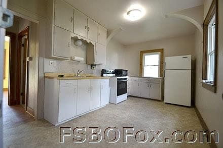 2nd image of 3414 Fillmore St