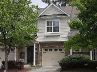 1032 Kingston Grove Dr, Cary, NC 27519