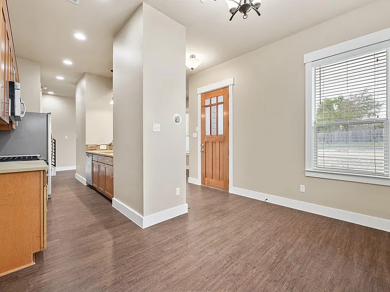 1704 Cedar Bend Dr #5B — Photo 9