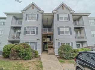 502 Stratford Pl #502, Bridgewater Twp., NJ 08805