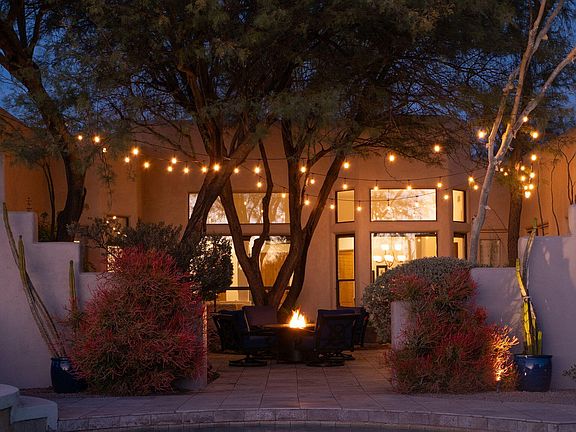 3rd image of 8400 E DIXILETA Drive #112