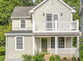 118 Roys Pl, Charlottesville, VA 22901