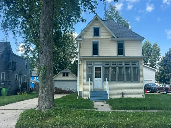 112 Prospect Ave, Beaver Dam, WI 53916