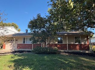 1658 Yellowglen Dr, Cincinnati, OH 45255