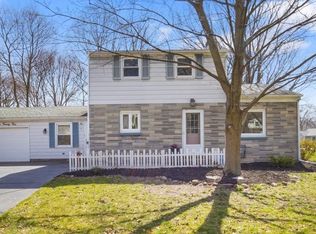 524 Adams Rd, Webster, NY 14580