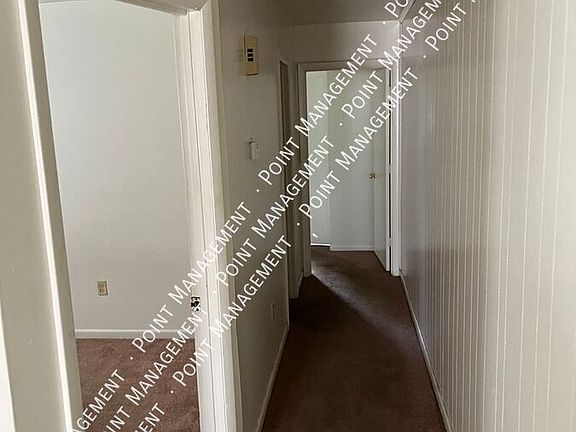2nd image of 1922 Wayne St NE APT 30