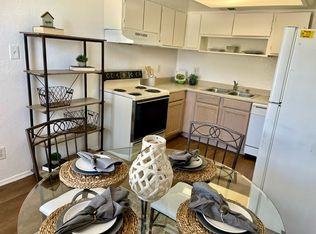 1010 Meadowlark Ct SE #2, Rio Rancho, NM 87124