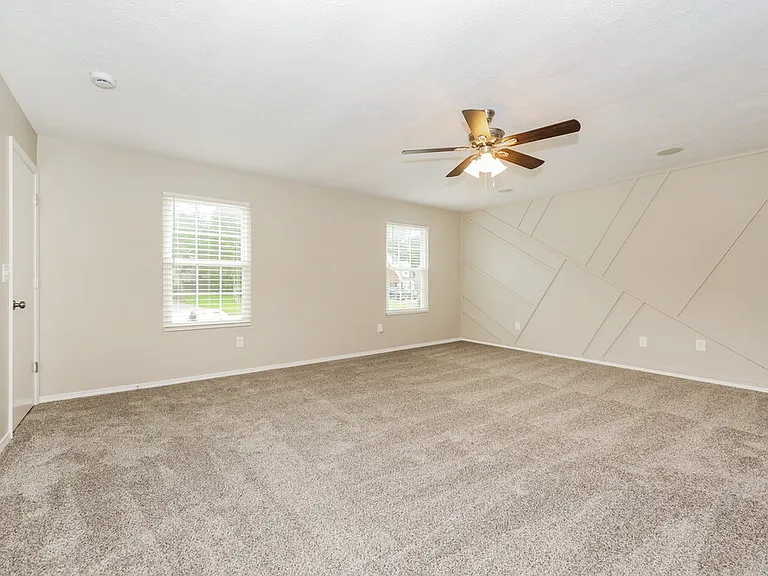 1102 Seven Oaks Blvd — Photo 10