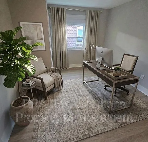 1056 Wilson Ave #C — Photo 2