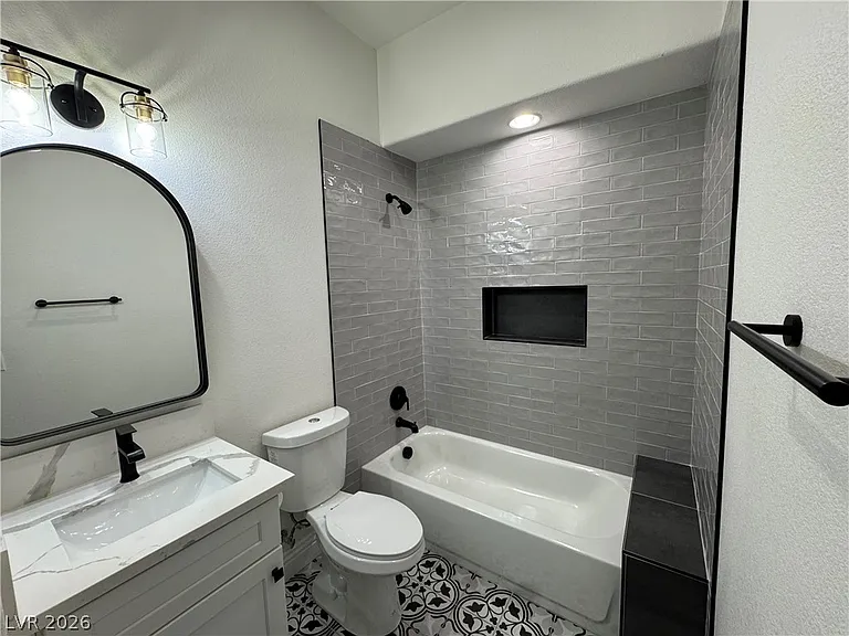 29 Plum Hollow Dr — Photo 36