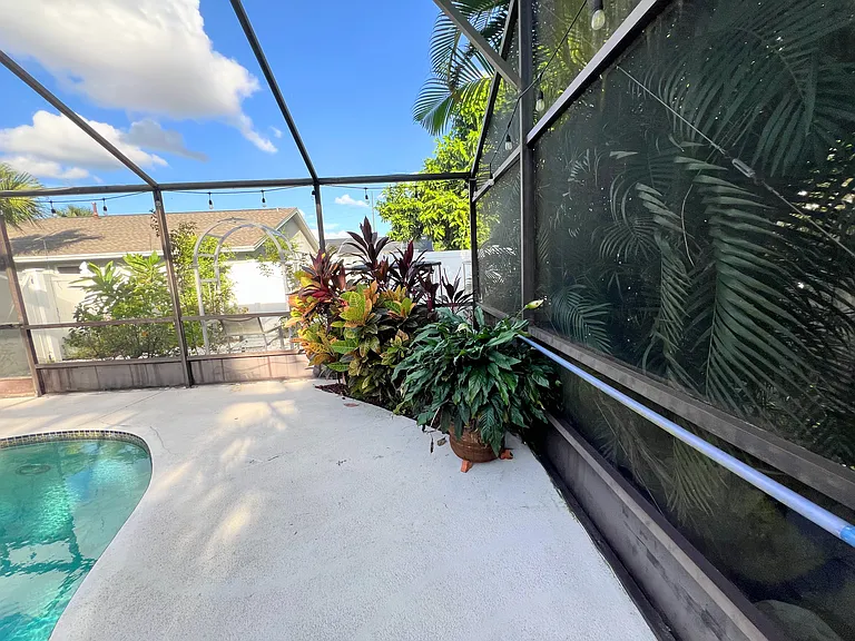 8718 Master Link Ct — Photo 46