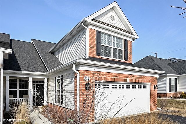 1st image of 1043 Broadmoor Dr