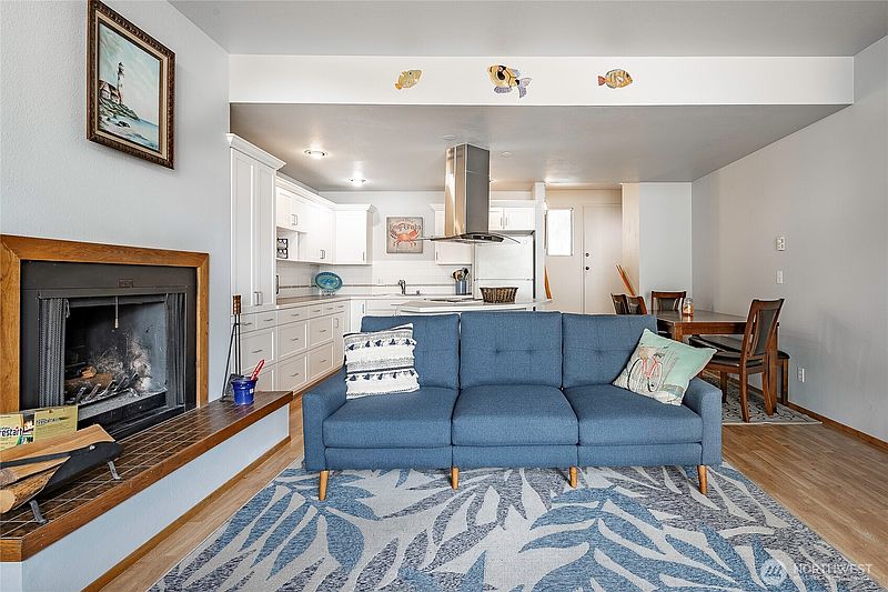 5th image of 7806 Birch Bay Dr #1007