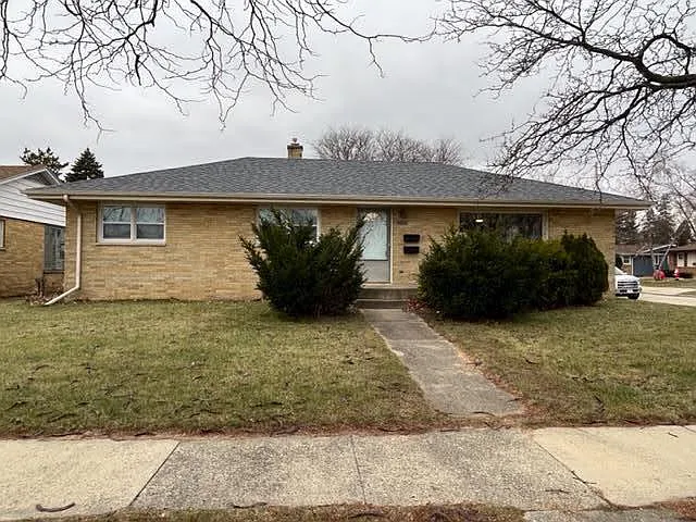 3538 19th AVENUE photo 1
