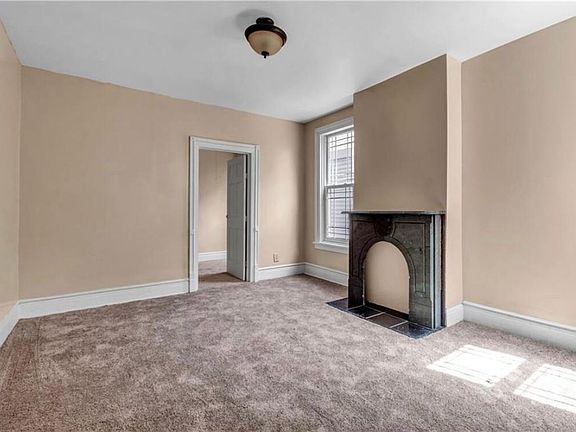 4th image of 431 Connecticut St #3