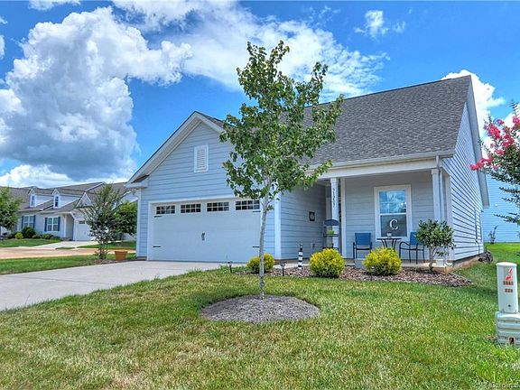 2nd image of 31207 Cove View Ct