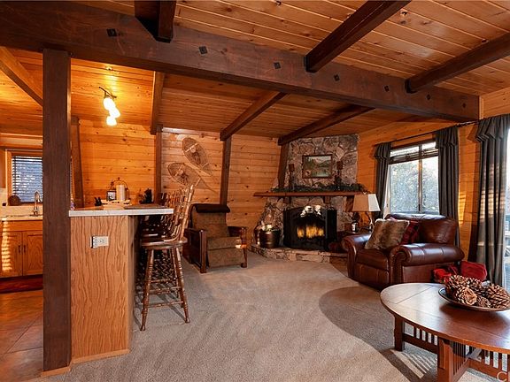 2nd image of 745 Villa Grove Ave