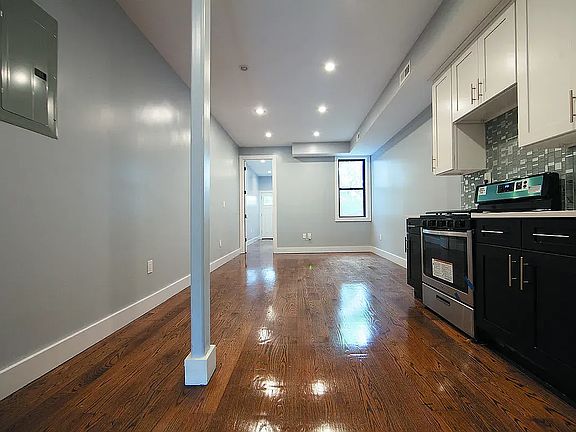3rd image of 78 De Sales Pl #1F