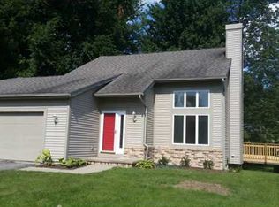 6116 Sunrise Cir, Sylvania, OH 43560