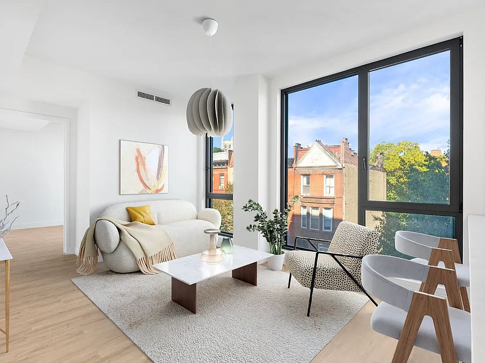 1st image of 300 W 136th St #4D