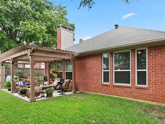 3rd image of 2716 Atwood Dr