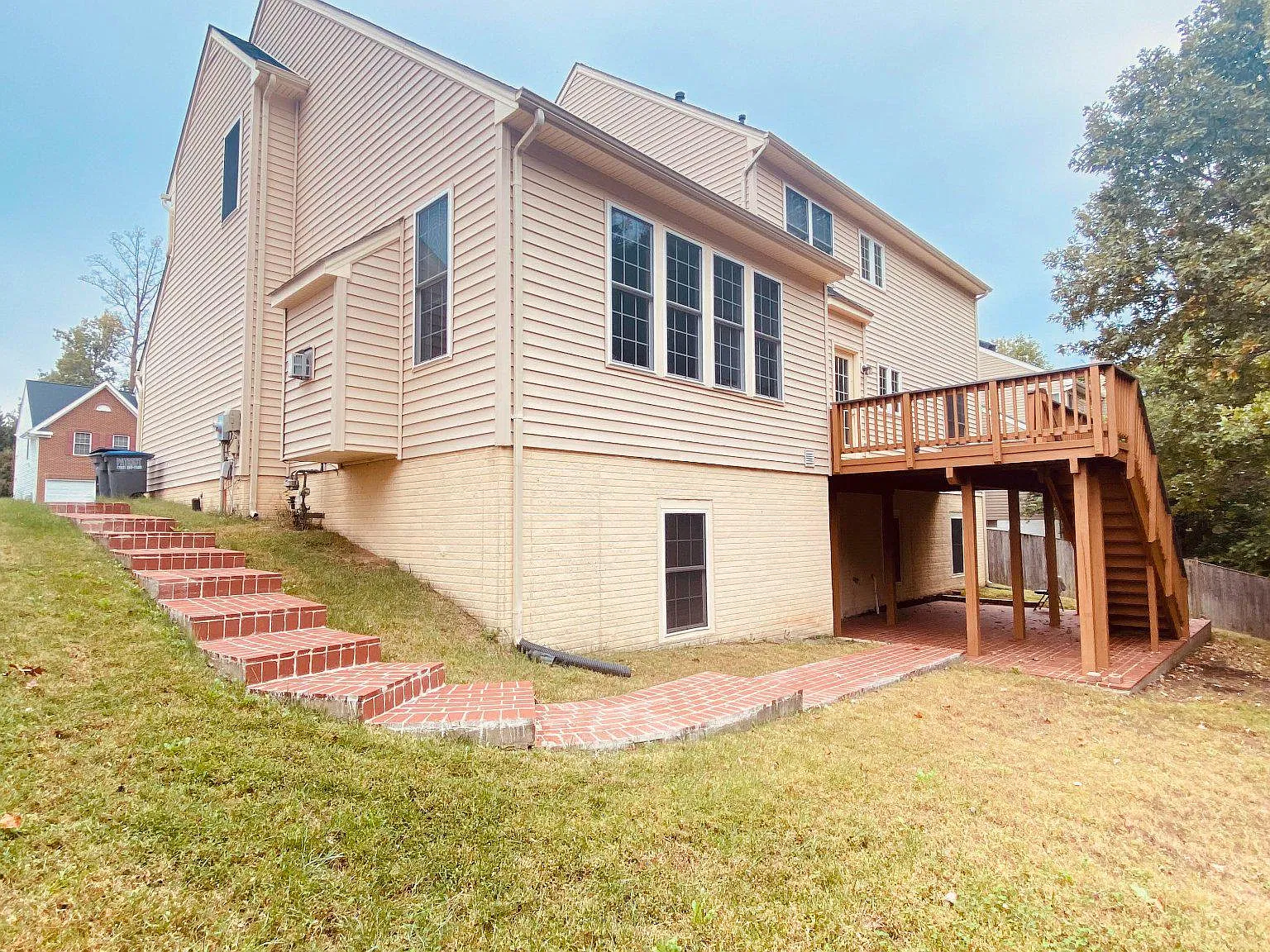 4 bed, 4.0 bath, 3602 sqft, $3,500 — Photo 3