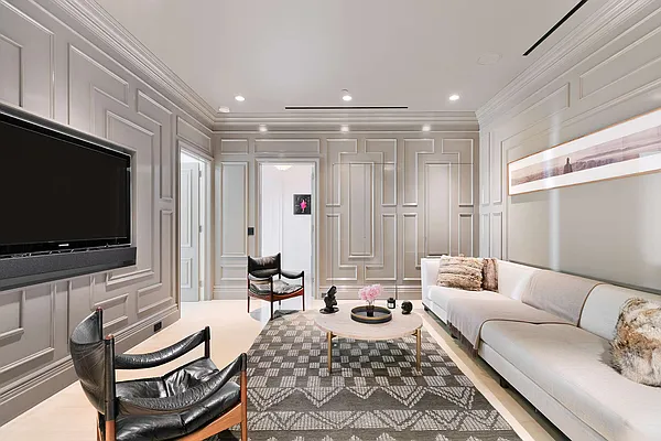 Sold by Compass | media 7