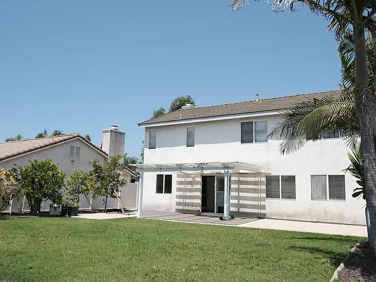 3537 Maguire Rd — Photo 31