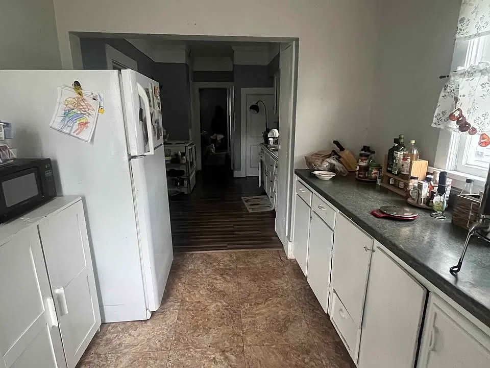 4 bed, 1440 sqft, $1,200 — Photo 3