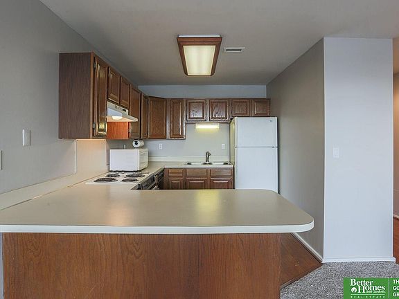 5th image of 3000 Farnam St APT 3N
