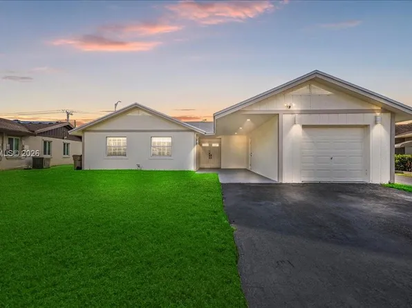 2279 Nova Village Dr, Davie, FL 33317