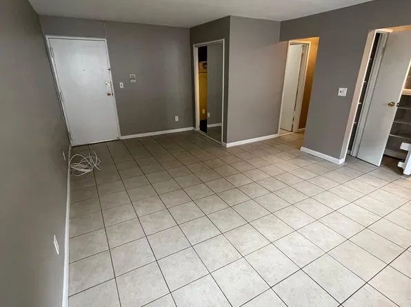 17 68th Street image 8 of 15